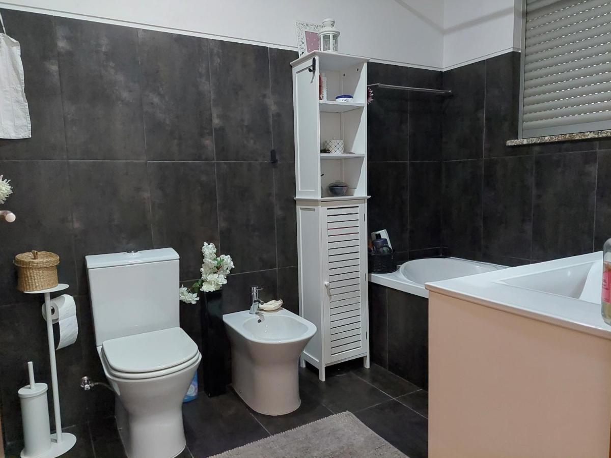 Holiday home Cottage, Casa Do Laranjal - Near